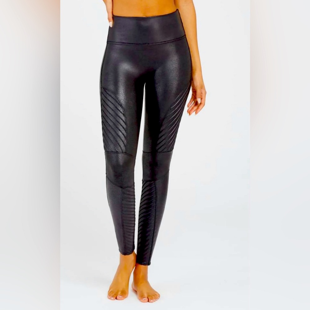 SPANX Shiny Black moto Ribbed Leggings
